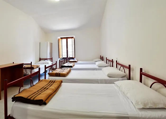 Hostel Del Parco Di Monte Cucco *