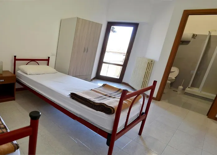 Del Parco Di Monte Cucco Hostel