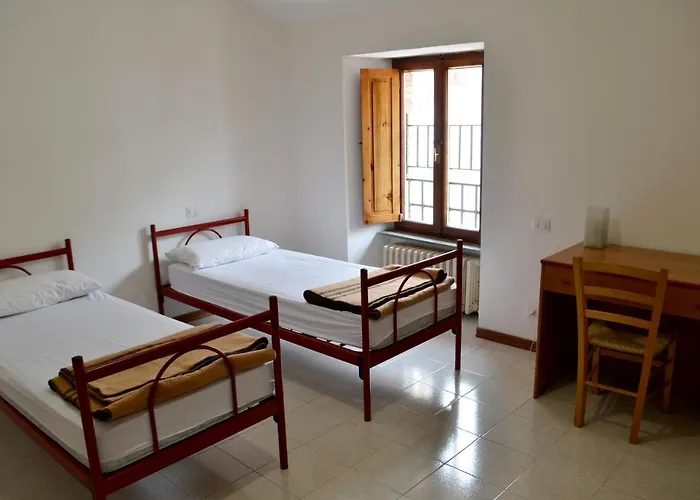 Del Parco Di Monte Cucco Hostel *